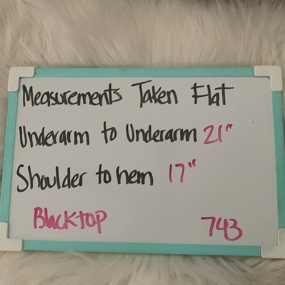 Forever 21 Top - Picture 10 of 12